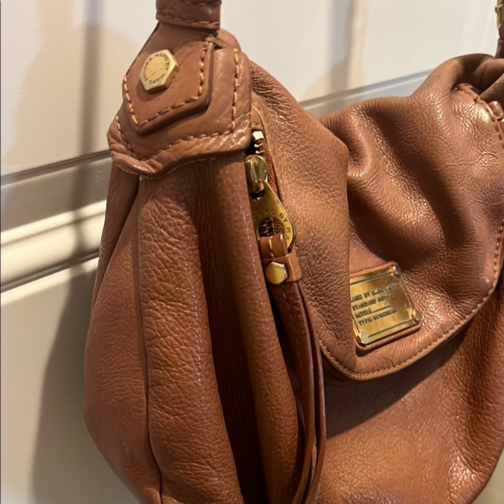 Marc Jacobs Cognac Leather Shoulder Bag - Picture 6 of 15